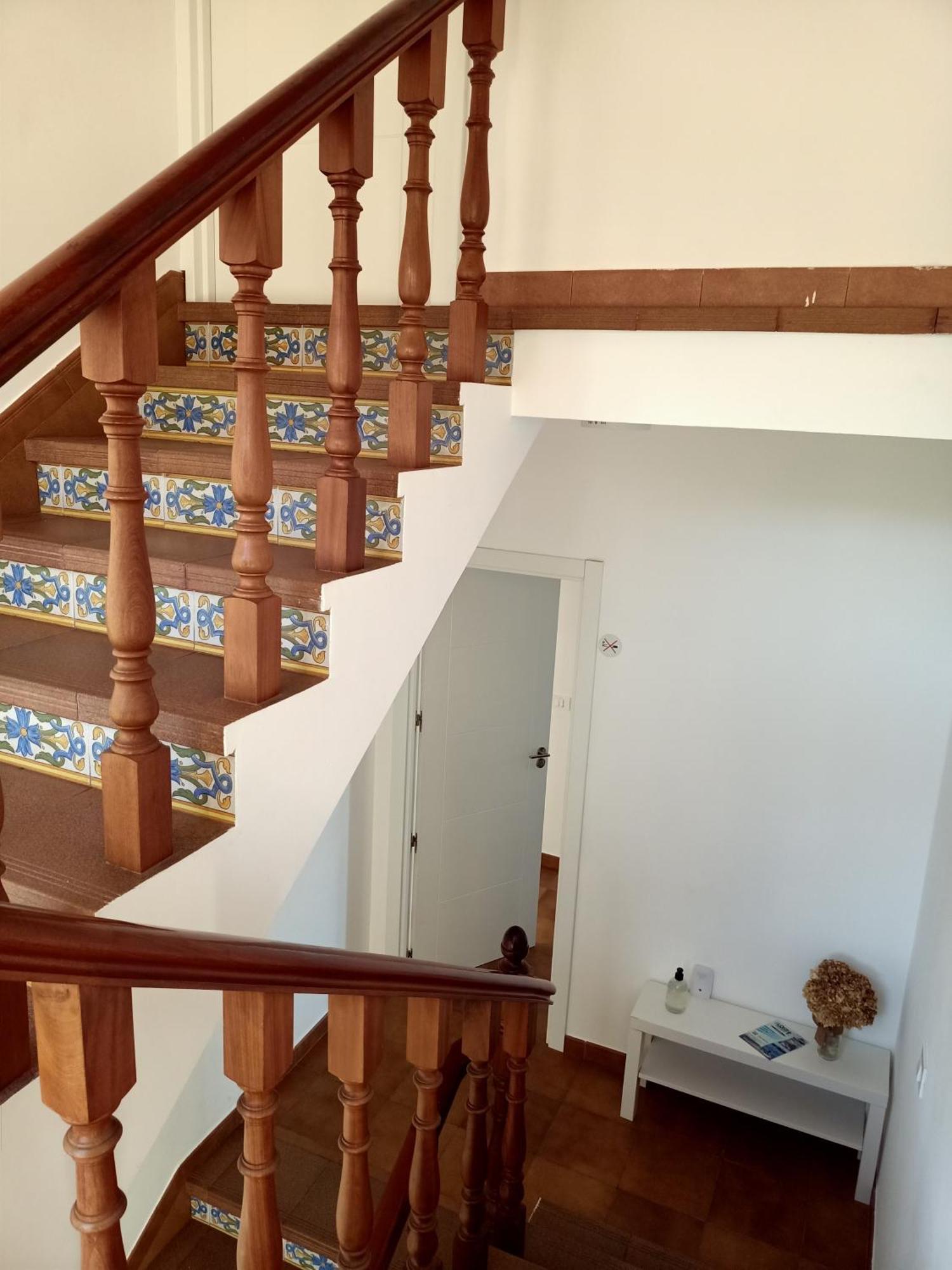 Apartamento en bloque vivienda con piscina y barbacoa a 15 min de la playa Meis Exterior foto