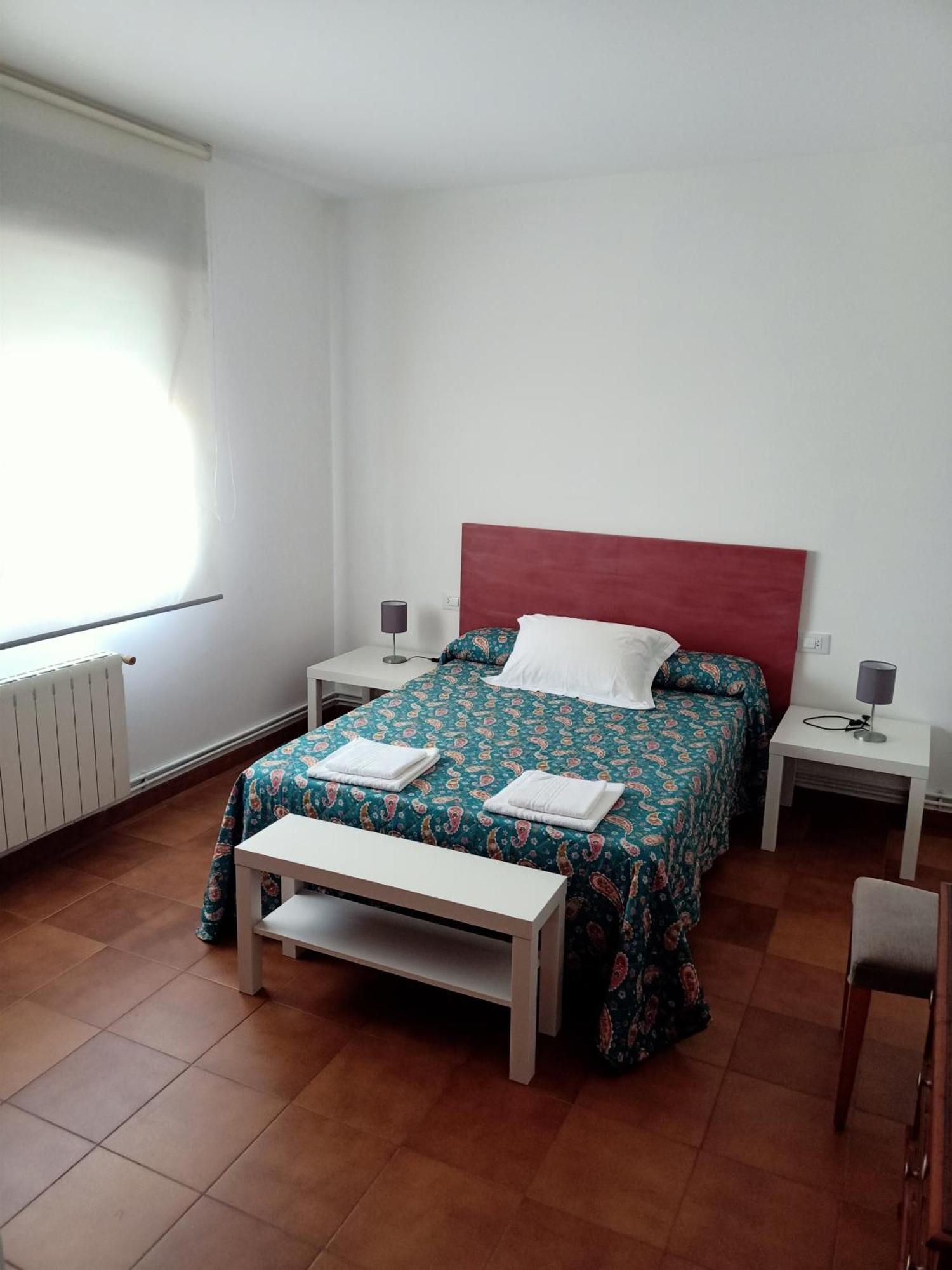 Apartamento en bloque vivienda con piscina y barbacoa a 15 min de la playa Meis Exterior foto